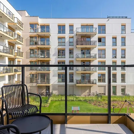 Apartamento Stylowy Z Balkonem Parkingiem Oraz Dostepem Do Silowni By Renters *