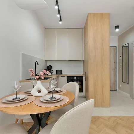 Appartement Stylowy Z Balkonem Parkingiem Oraz Dostepem Do Silowni By Renters Gdańsk