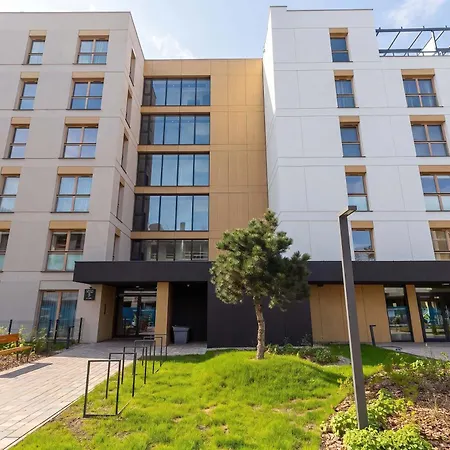 Apartamento Stylowy Z Balkonem Parkingiem Oraz Dostepem Do Silowni By Renters *